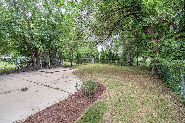 1549 Revere Cir, Schaumburg, IL 60193 - fenced backyard with a patio area