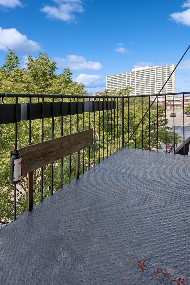 1215 W Gunnison St Unit 202, Chicago, IL 60640 - exterior space