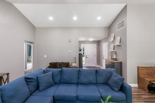 895 Fieldside Ln, Aurora, IL 60504 - living area featuring wood finished floors and recessed lighting
