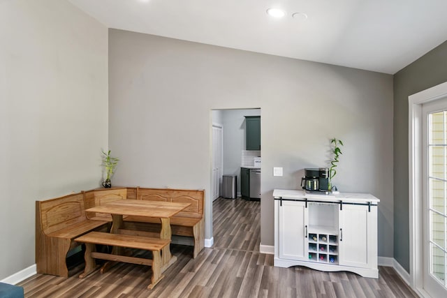 895 Fieldside Ln, Aurora, IL 60504 - dining room featuring wood finished floors and recessed lighting