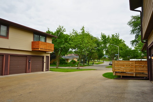 8234 Portsmouth Dr Unit D, Darien, IL 60561 - view of street with street lighting