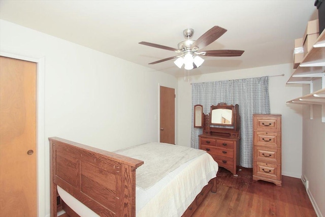 117 N Kenilworth Ave, Mount Prospect, IL 60056 - bedroom featuring wood finished floors and a ceiling fan