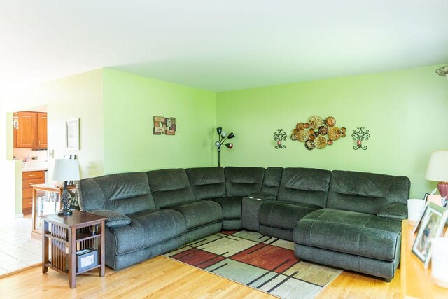 15455 Lawndale Ave, Markham, IL 60428 - photo 2