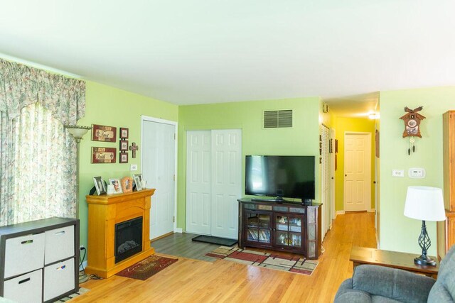 15455 Lawndale Ave, Markham, IL 60428 - photo 5