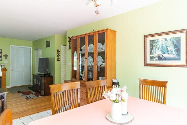 15455 Lawndale Ave, Markham, IL 60428 - photo 10