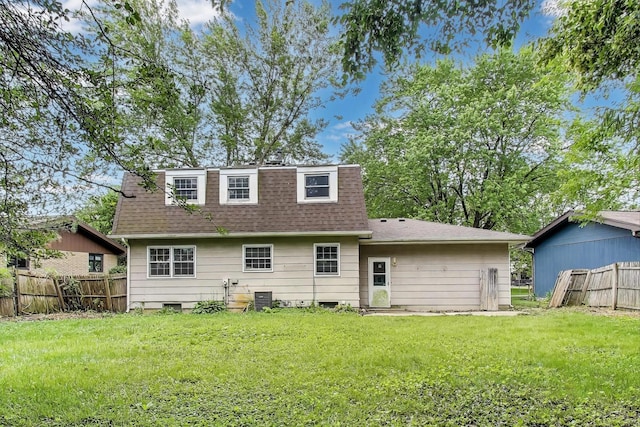 418 Surrey Ln, Lindenhurst, IL 60046 - back of property featuring roof with shingles