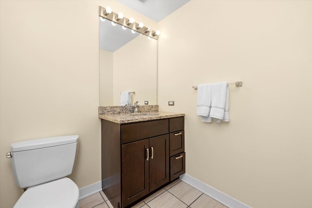 811 W 15th Pl Unit 709, Chicago, IL 60608 - bathroom featuring vanity and tile patterned floors