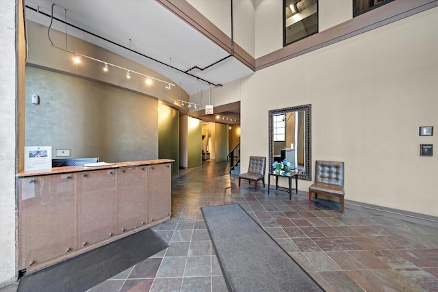 811 W 15th Pl Unit 709, Chicago, IL 60608 - welcome area featuring a high ceiling and stairs
