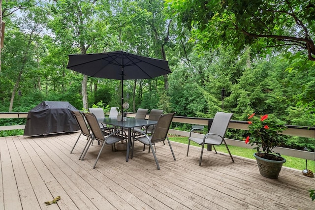 124 Hidden Oaks Dr, Barrington, IL 60010 - wooden terrace featuring area for grilling and outdoor dining space