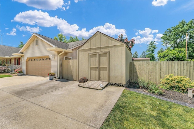 401 N Walnut St, Oakland, IL 61943 - photo 48