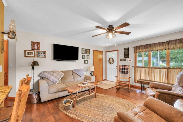401 N Walnut St, Oakland, IL 61943 - photo 9
