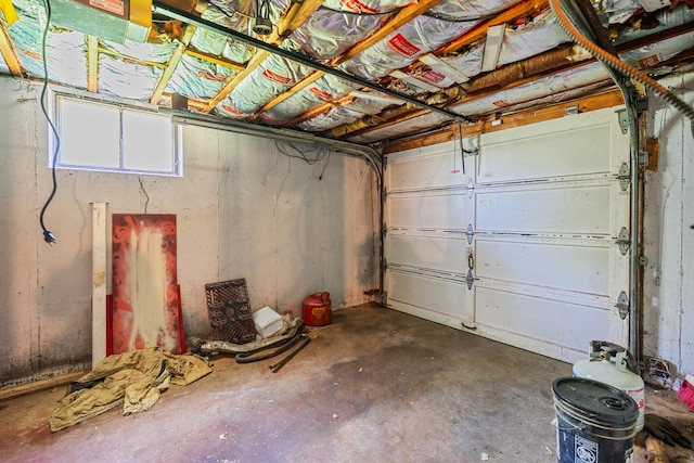 1716 Court St, Mchenry, IL 60050 - view of garage