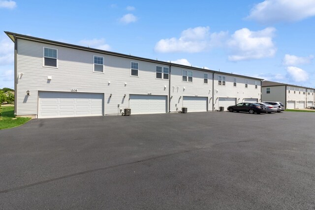 208 S Walnut St, Cortland, IL 60112 - photo 24