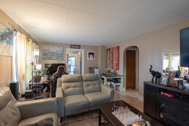 96 Interocean Ave, South Chicago Heights, IL 60411 - living area featuring arched walkways, plenty of natural light, and wood finished floors