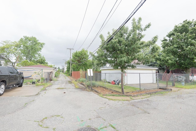 96 Interocean Ave, South Chicago Heights, IL 60411 - view of asphalt road