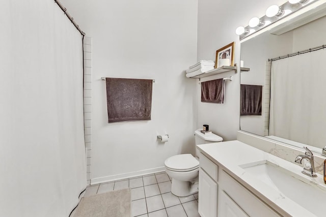 1740 N Maplewood Ave Unit 301, Chicago, IL 60647 - full bathroom featuring tile patterned floors, vanity, and curtained shower