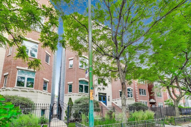 2625 N Ashland Ave Unit 3A, Chicago, IL 60614 - photo 3