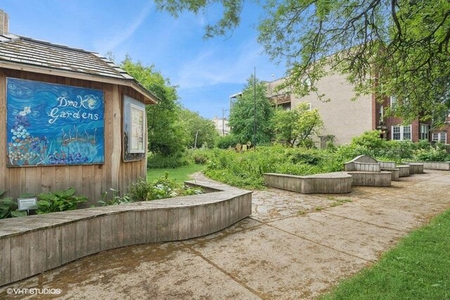 4637 N Drake Ave Unit 3, Chicago, IL 60625 - view of property's community