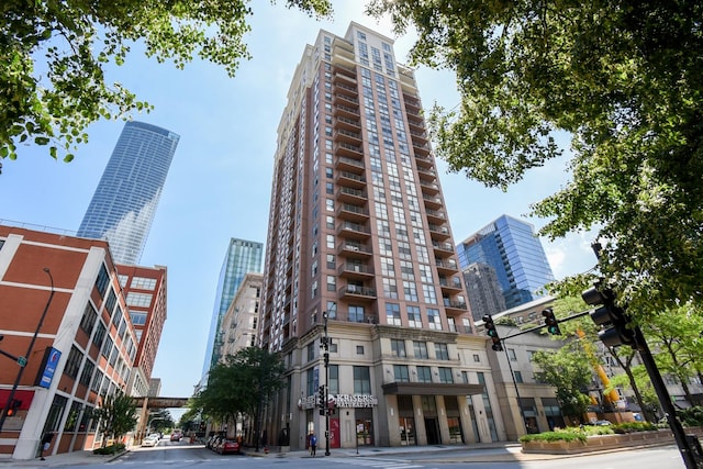 1101 S State St Unit 407, Chicago, IL 60605 - view of property with a city view