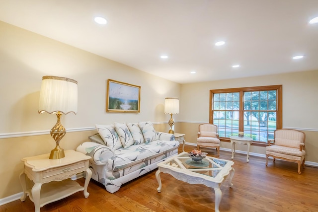 1304 W Whytecliff Rd, Palatine, IL 60067 - living room featuring wood finished floors and recessed lighting