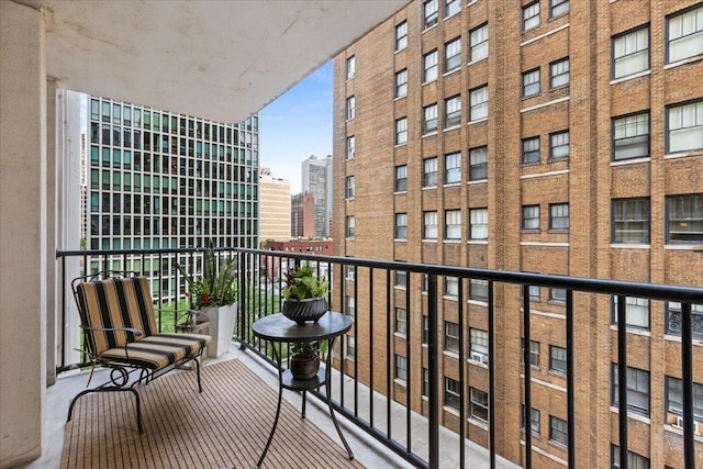 1230 N State Pkwy Unit 7D, Chicago, IL 60610 - view of balcony
