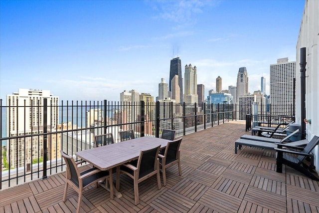 1230 N State Pkwy Unit 7D, Chicago, IL 60610 - patio / terrace featuring a skyline view