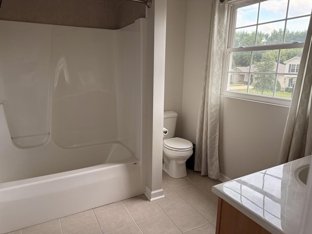 6 Kimberly Dr, Spring Valley, IL 61362 - bathroom with vanity, plenty of natural light, tile patterned flooring, and bathtub / shower combination