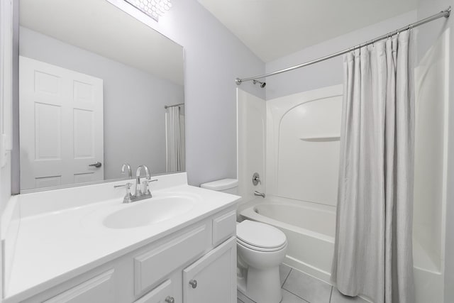 1024 Birchwood Dr, Pingree Grove, IL 60140 - full bath featuring vanity, shower / bath combo, and tile patterned floors