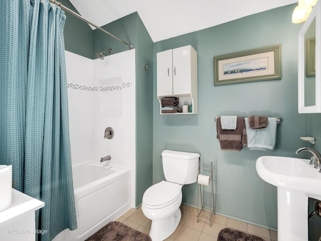 6208 Meyer Rd, Woodridge, IL 60517 - full bath featuring shower / tub combo with curtain and tile patterned floors