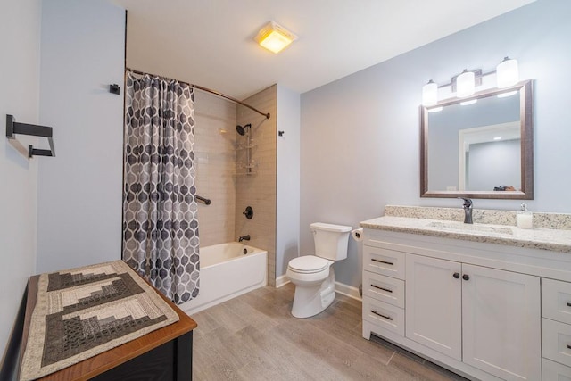 2001 Jeffrey Ln, Elgin, IL 60123 - full bath featuring vanity, wood finished floors, and shower / bath combination with curtain