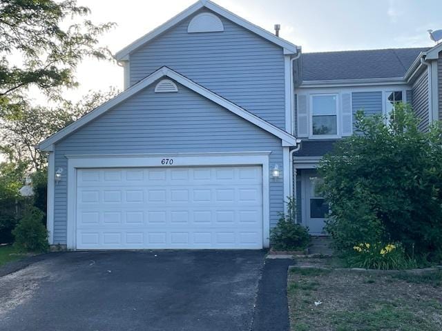 670 Legends Dr, Carol Stream, IL 60188 - photo 1