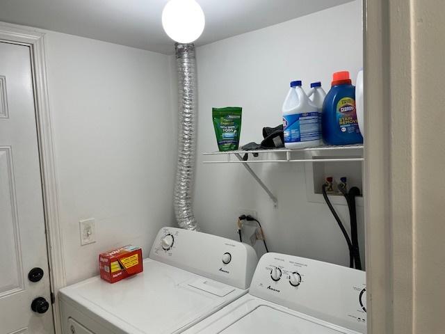 670 Legends Dr, Carol Stream, IL 60188 - photo 24