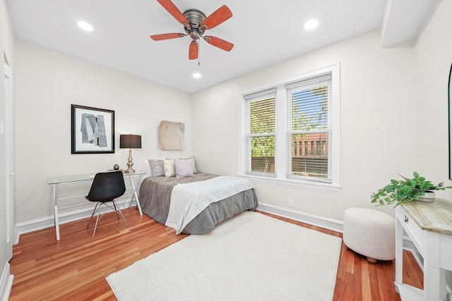 535 W Eugenie St Unit 1, Chicago, IL 60614 - bedroom with light wood-style flooring, recessed lighting, and ceiling fan