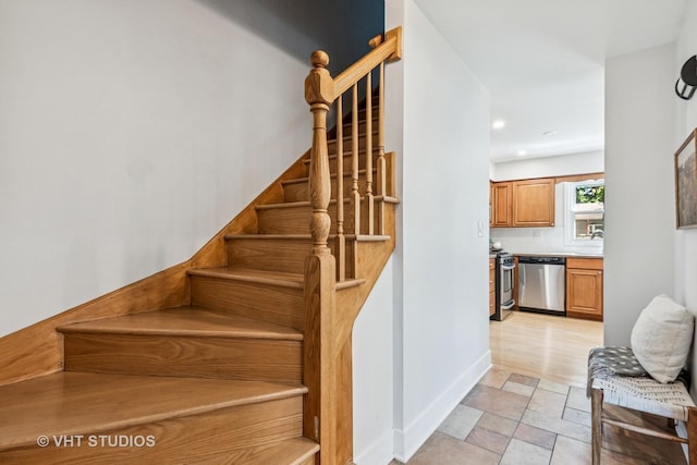 1575 Burning Trl, Wheaton, IL 60189 - stairway featuring recessed lighting and baseboards