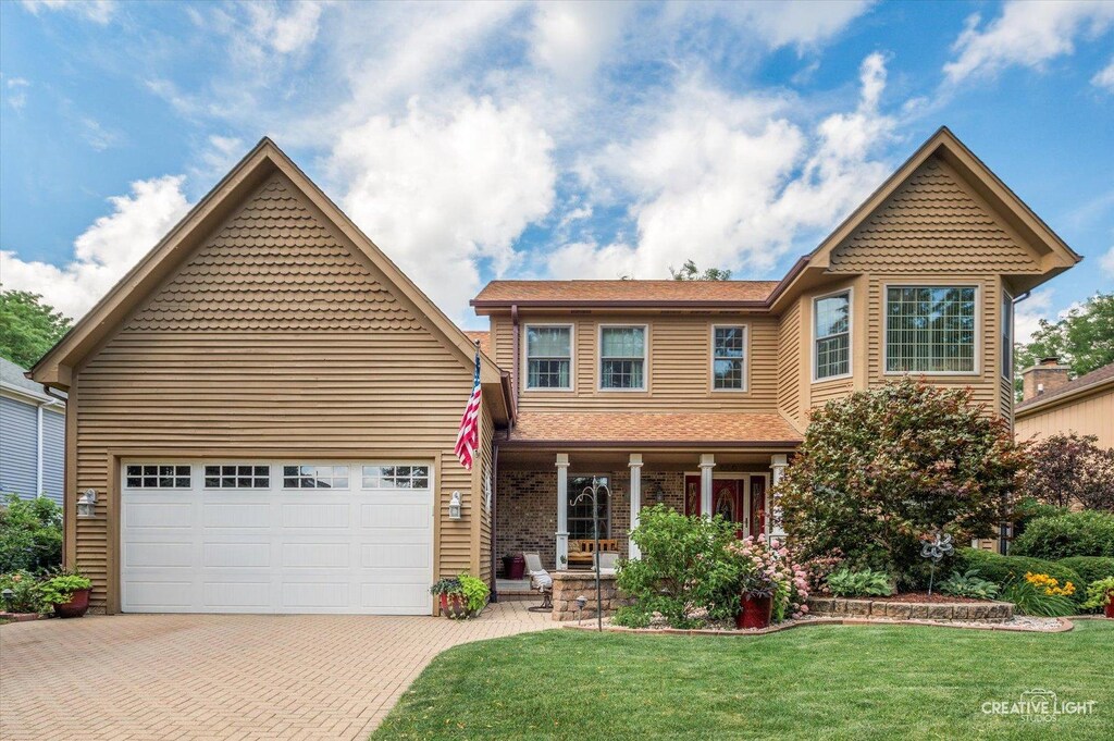 590 Redwood Ln, Lisle, IL 60532 - photo 1