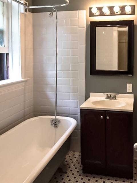 2641 W Thomas St, Chicago, IL 60622 - full bathroom with a freestanding bath and vanity
