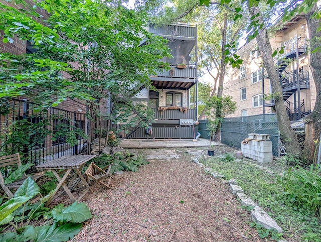 2641 W Thomas St, Chicago, IL 60622 - rear view of property