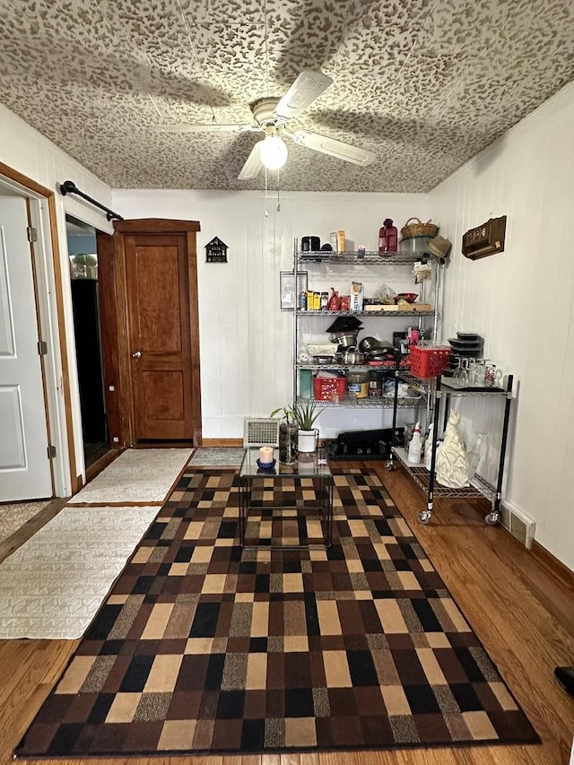 4440 W Iowa St, Chicago, IL 60651 - interior space with a ceiling fan