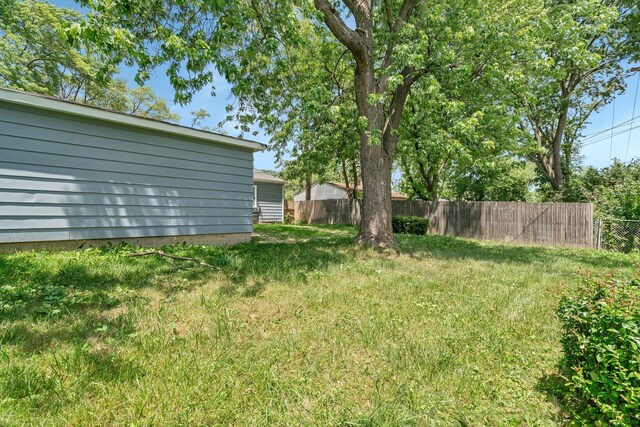 21655 Clyde Ave, Sauk Village, IL 60411 - photo 25