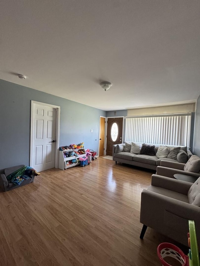 3712 W 121st St, Alsip, IL 60803 - living area with wood finished floors