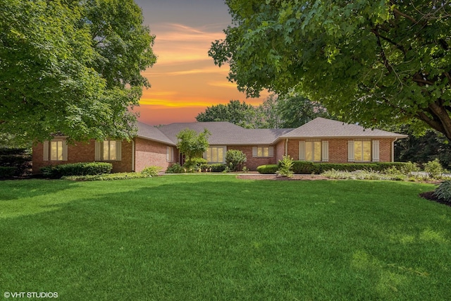 10 N Highview Cir, Hawthorn Woods, IL 60047 - ranch-style home featuring a front yard and brick siding