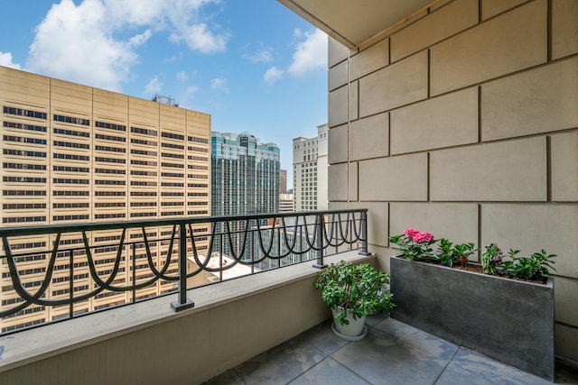 118 E Erie St Unit 21C, Chicago, IL 60611 - balcony featuring a city view