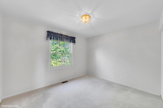 1175 Oxford Ct, Lake Zurich, IL 60047 - unfurnished room with light colored carpet