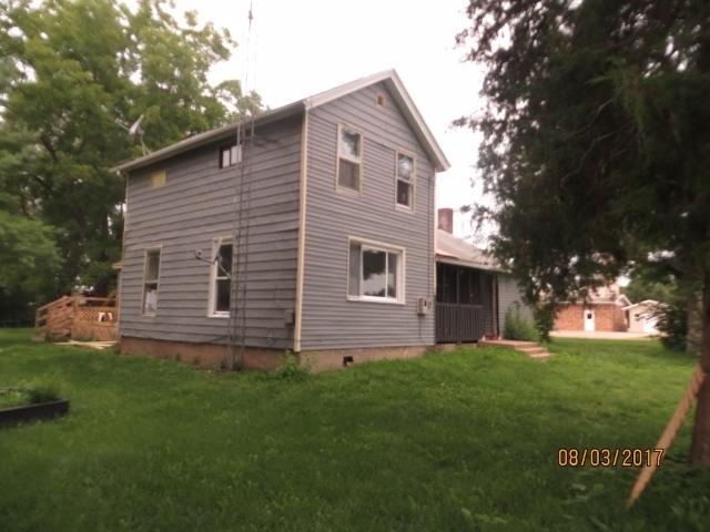 390 N E Ave N, Amboy, IL 61310 - photo 1