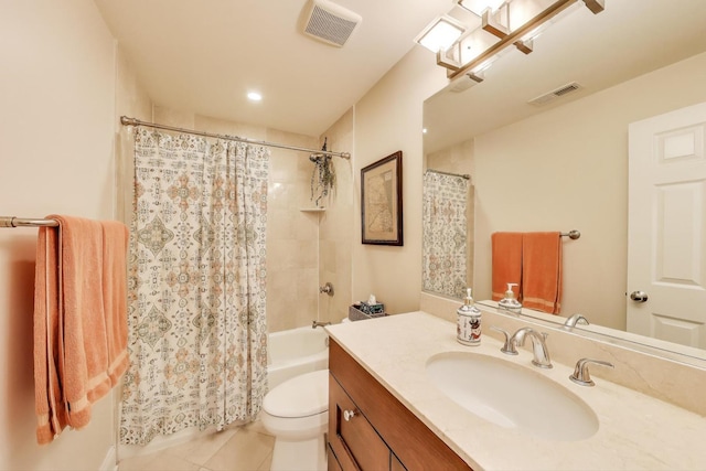 846 W Roscoe St Unit 3W, Chicago, IL 60657 - full bath with vanity, tile patterned flooring, and shower / bath combo with shower curtain
