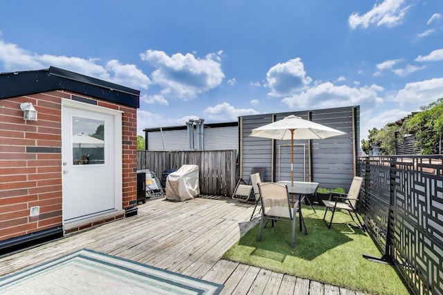 846 W Roscoe St Unit 3W, Chicago, IL 60657 - deck featuring a grill