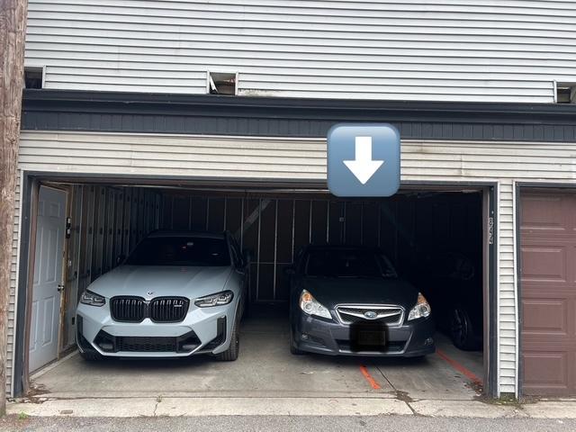 846 W Roscoe St Unit 3W, Chicago, IL 60657 - view of garage