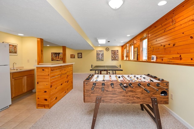 3115 Sable Oaks Rd, Bloomington, IL 61704 - playroom with wet bar, recessed lighting, and light carpet