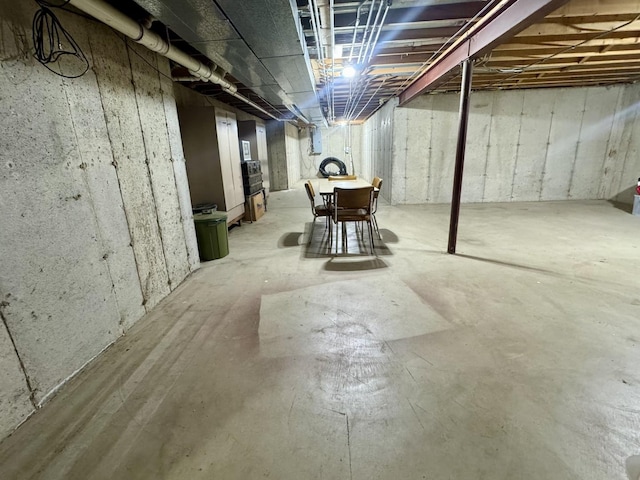 1304 Sheffield Ct, Carol Stream, IL 60188 - view of unfinished basement