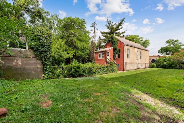 2421 W 21st Pl, Chicago, IL 60608 - view of yard with entry steps